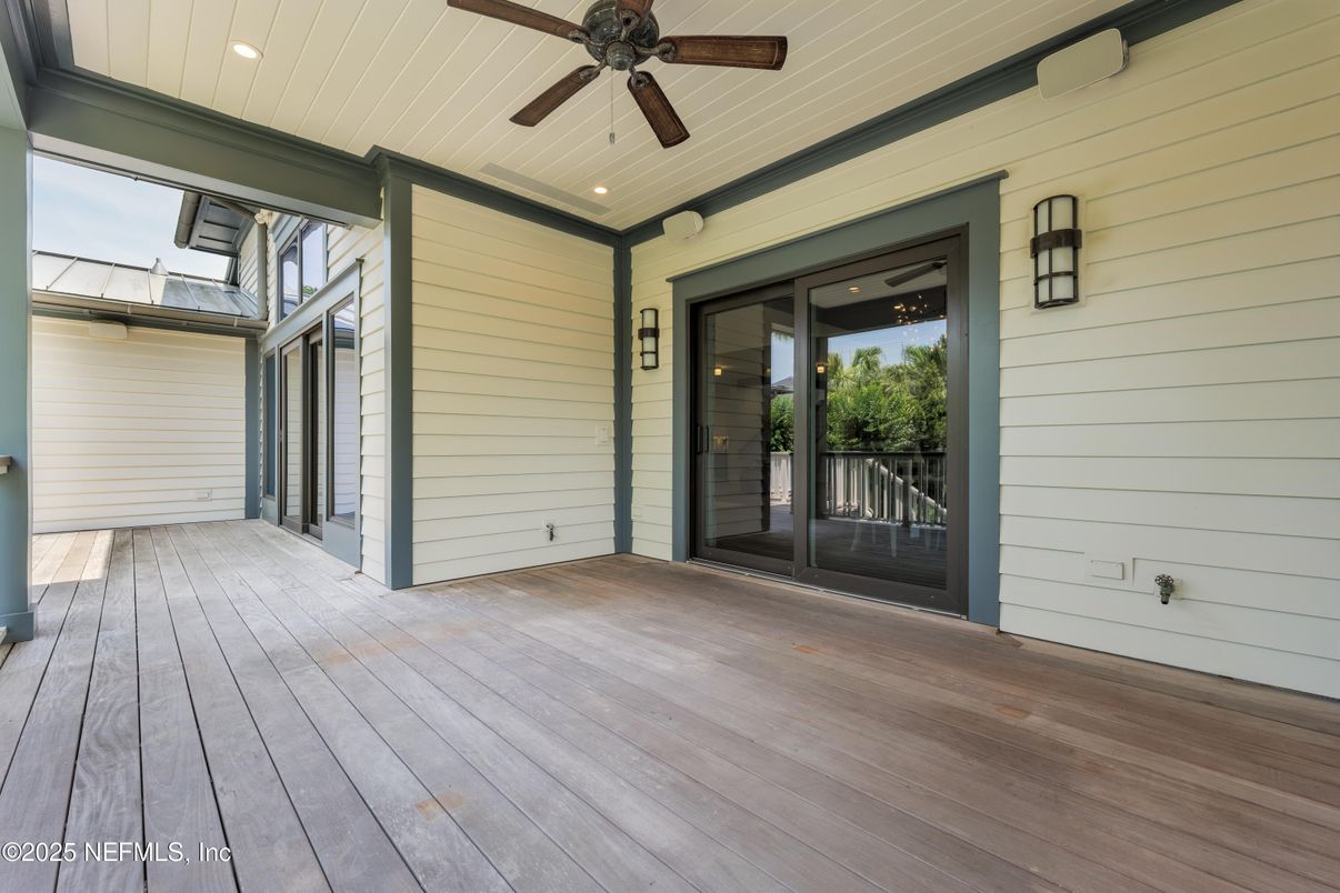 Exterior, Wood Texture Flooring
