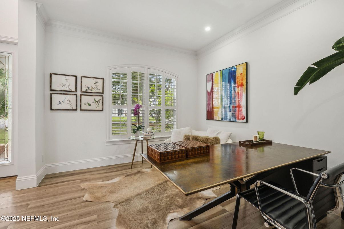 Home Office, Interior, Recessed Lighting, Wood Texture Flooring