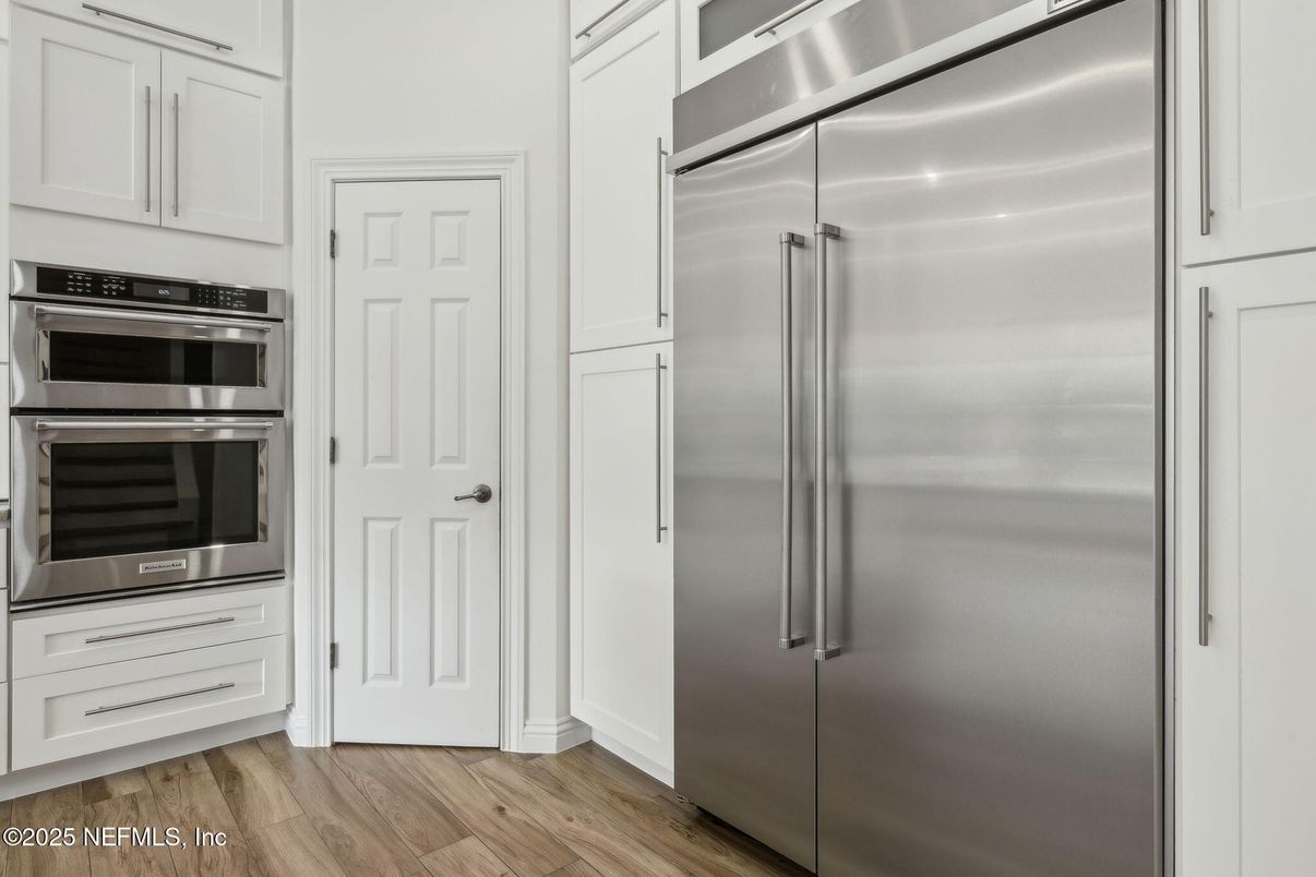 Interior, Kitchen, Stainless Steel Appliances, Wood Texture Flooring