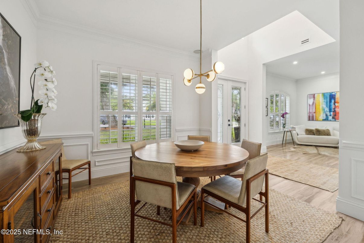 Dining room, Interior, Pendant Lights, Recessed Lighting, Wood Texture Flooring