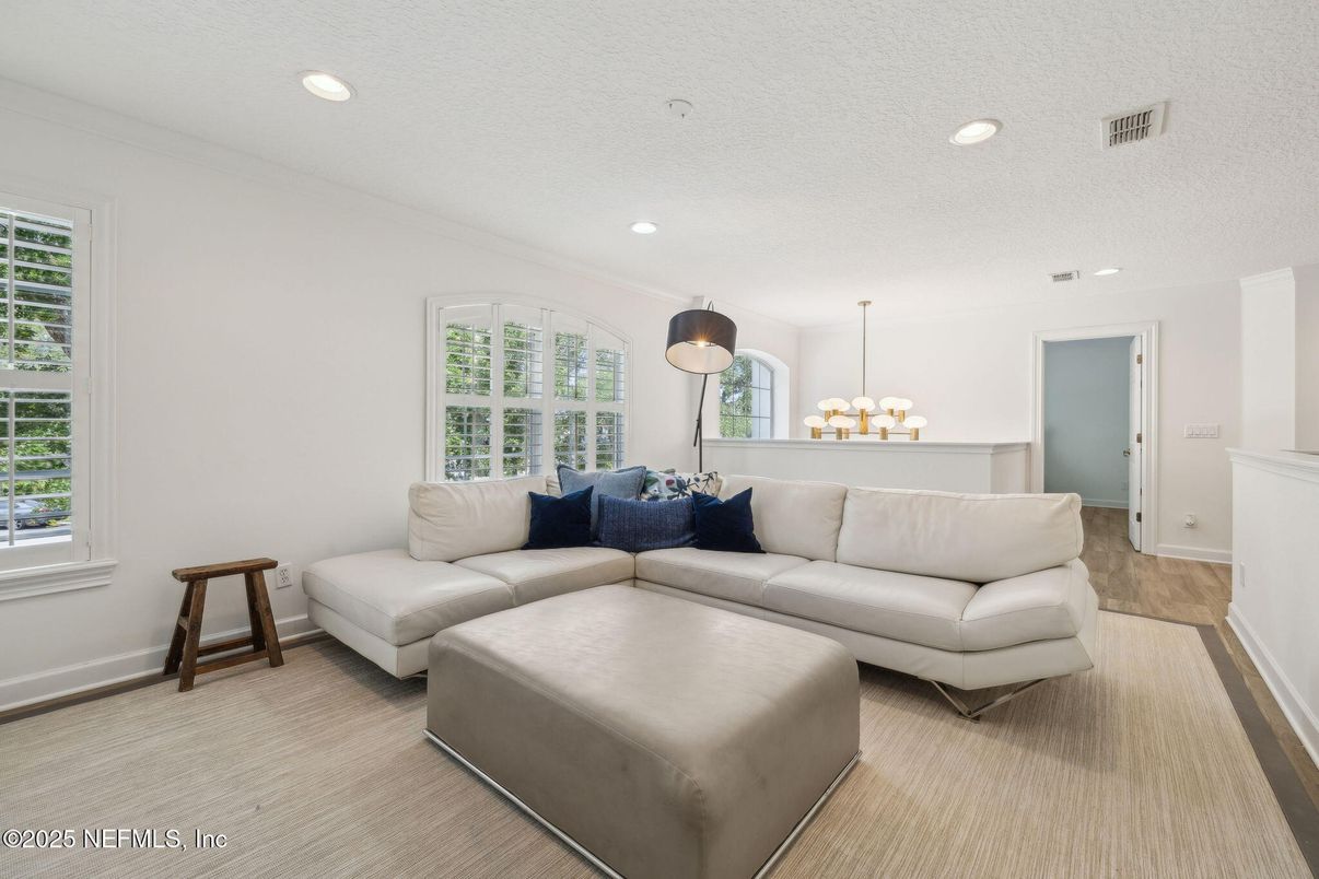 Interior, Living room, Recessed Lighting, Wood Texture Flooring