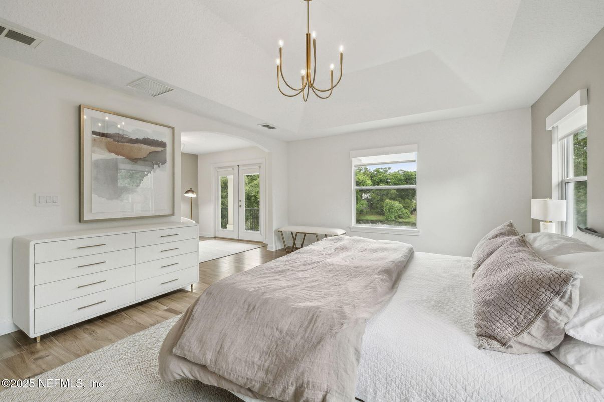 Bedroom, Chandelier, Interior, Pendant Lights, Wood Texture Flooring
