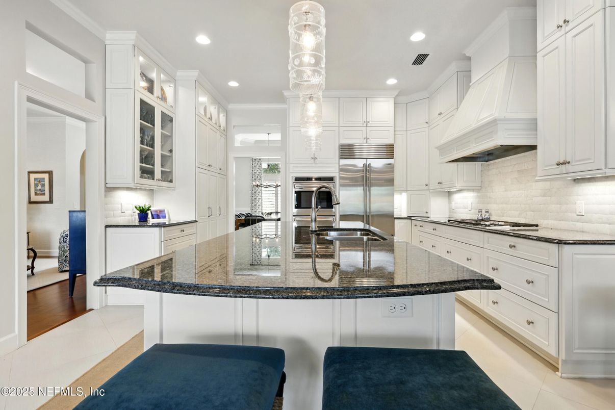 Interior, Kitchen, Pendant Lights, Recessed Lighting, Stainless Steel Appliances