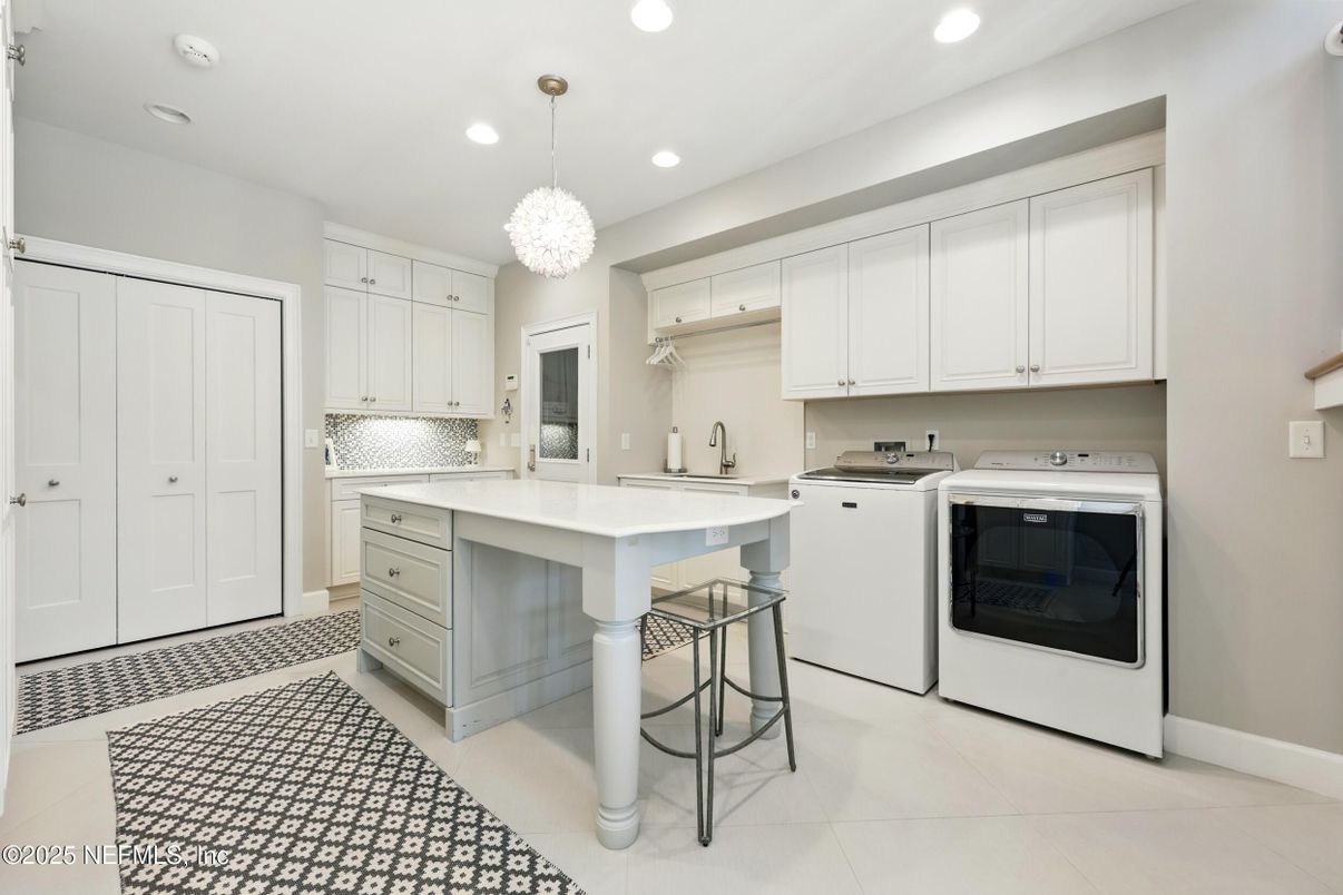 Chandelier, Interior, Kitchen, Pendant Lights, Recessed Lighting