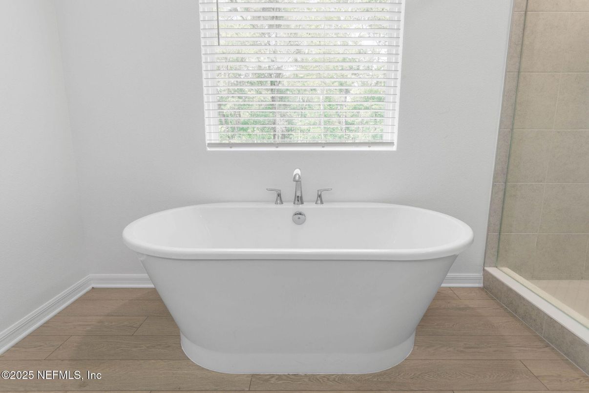 Bathroom, Free Standing Baths, Interior
