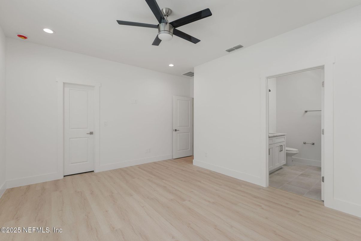 Bathroom, Empty room, Interior, Recessed Lighting, Wood Texture Flooring