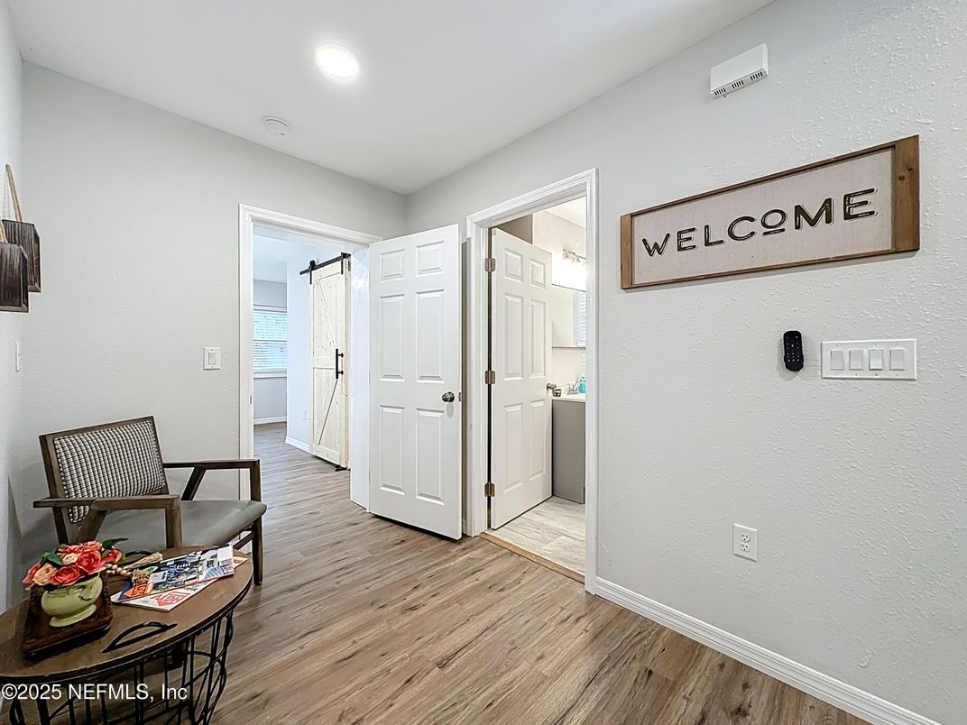Interior, Recessed Lighting, Wood Texture Flooring