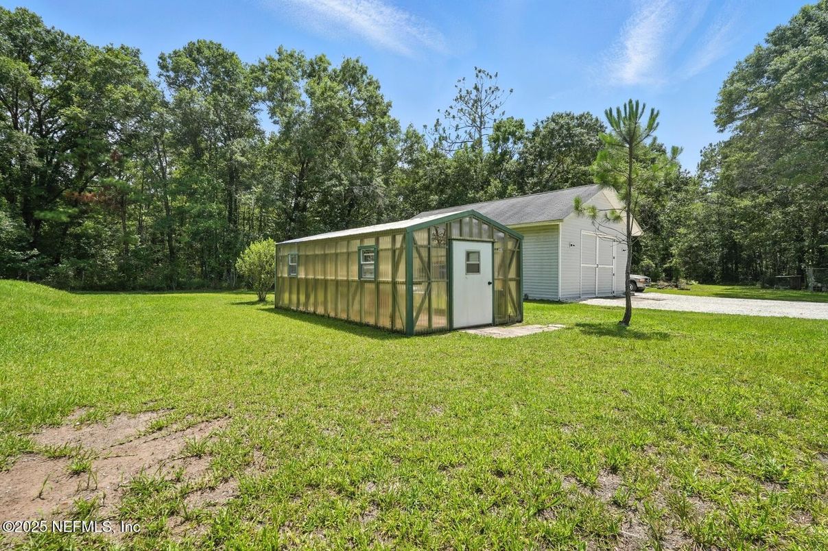 Backyard, Detached Garage, Exterior