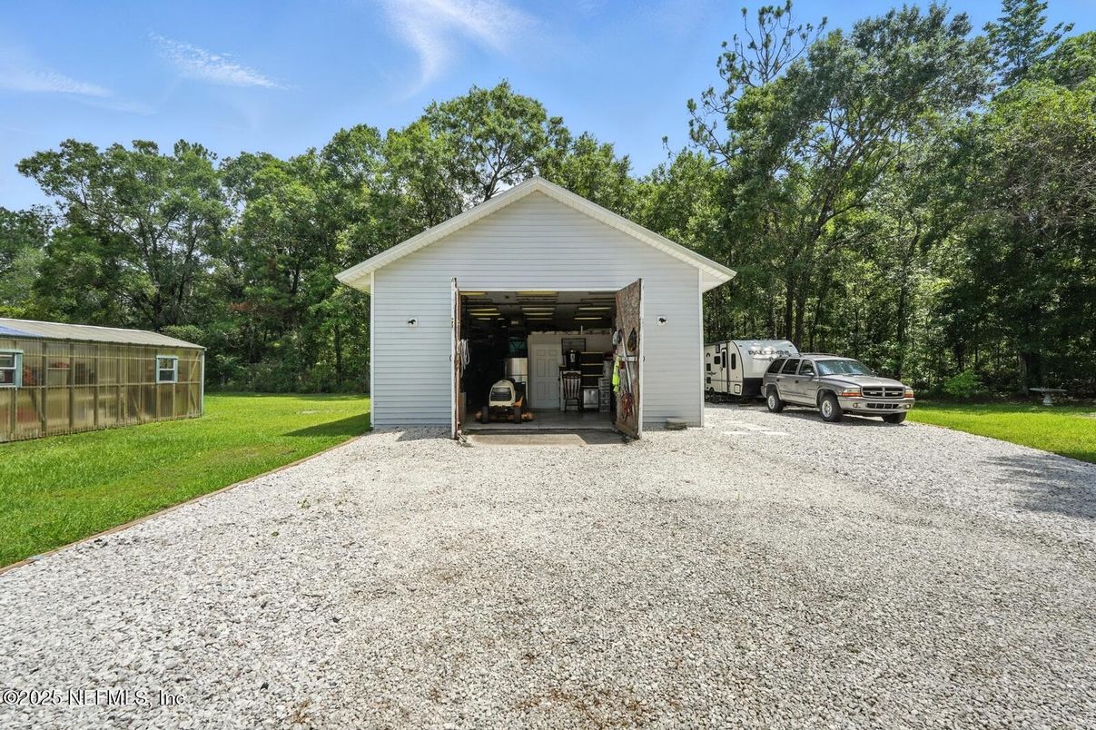 Backyard, Detached Garage, Exterior