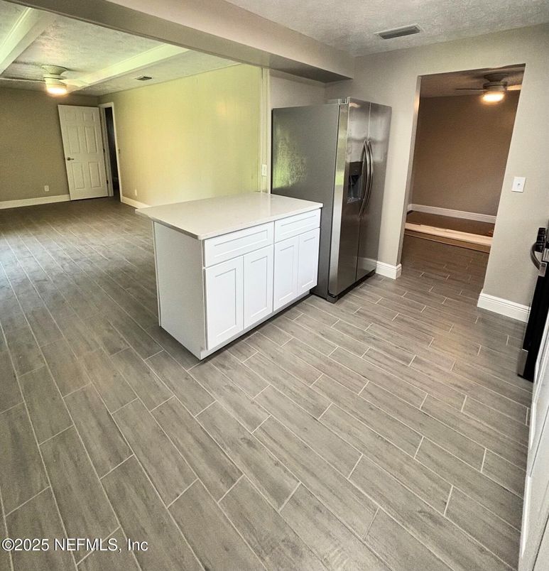 Empty room, Interior, Kitchen, Wood Texture Flooring