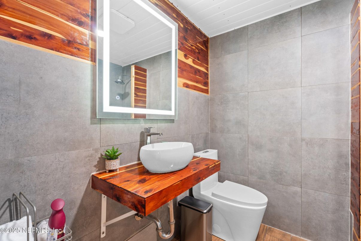 Bathroom, Interior, Wood Texture Flooring