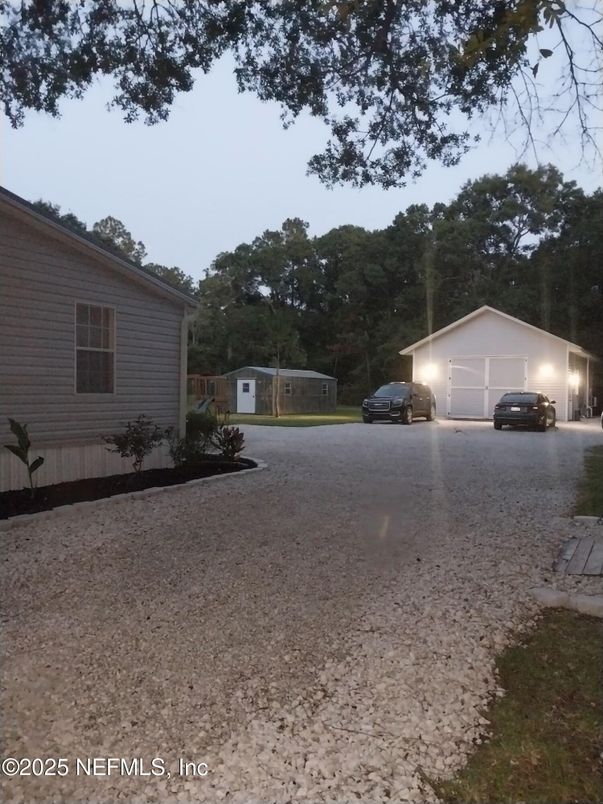 Detached Garage, Exterior