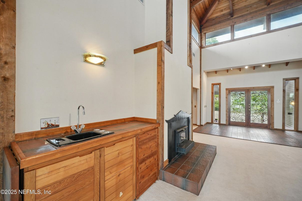 Fireplace, Interior, Kitchen