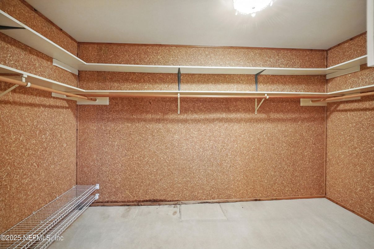 Interior, Walk-in Closets