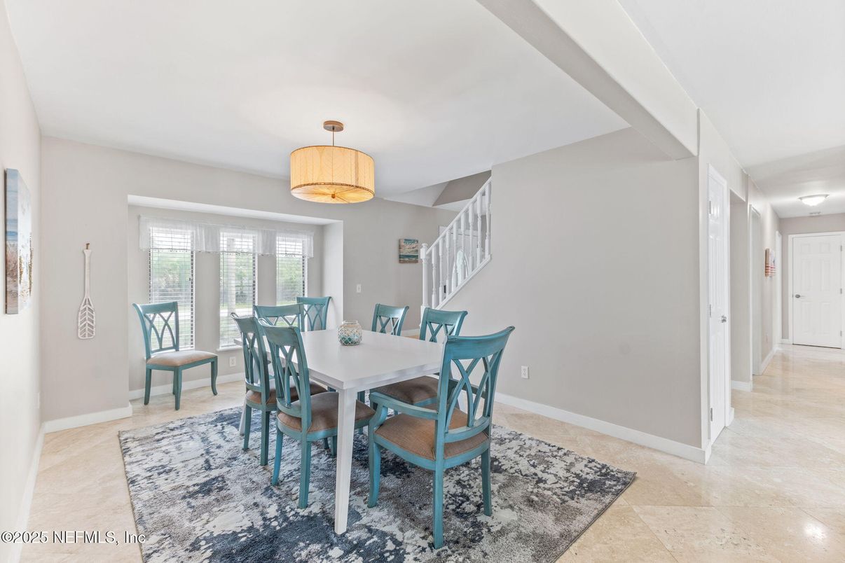 Dining room, Interior