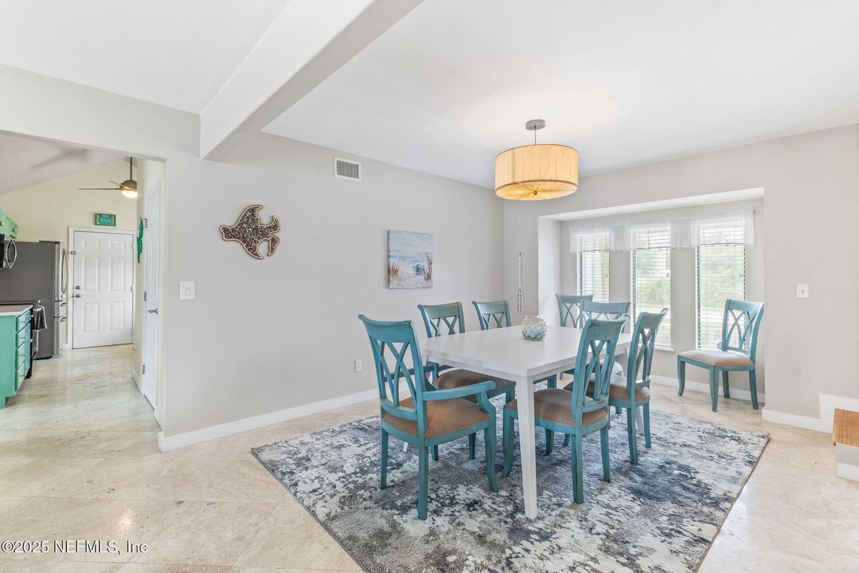 Dining room, Interior