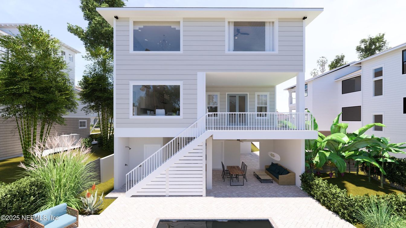 Exterior, Facade, Modern