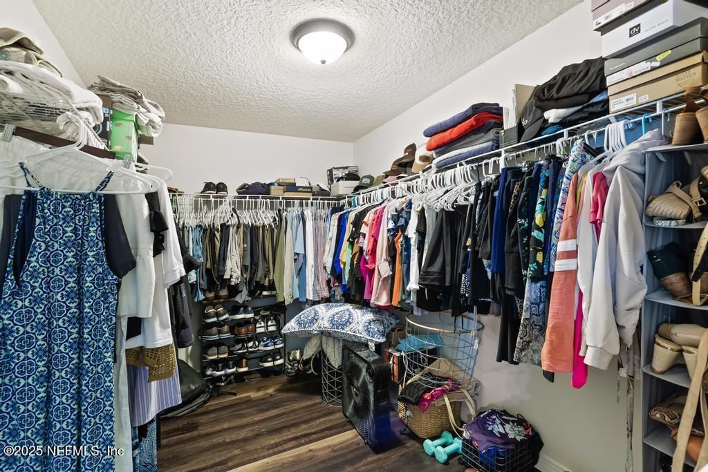 Interior, Walk-in Closets, Wood Texture Flooring