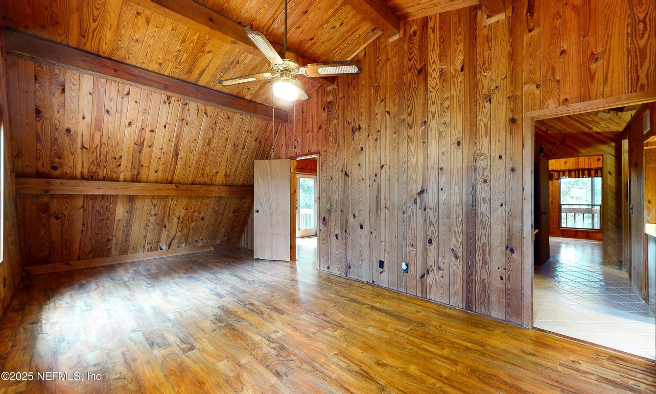 Empty room, Interior, Wooden Beams, Wooden Ceilings, Wood Texture Flooring, Wooden Walls