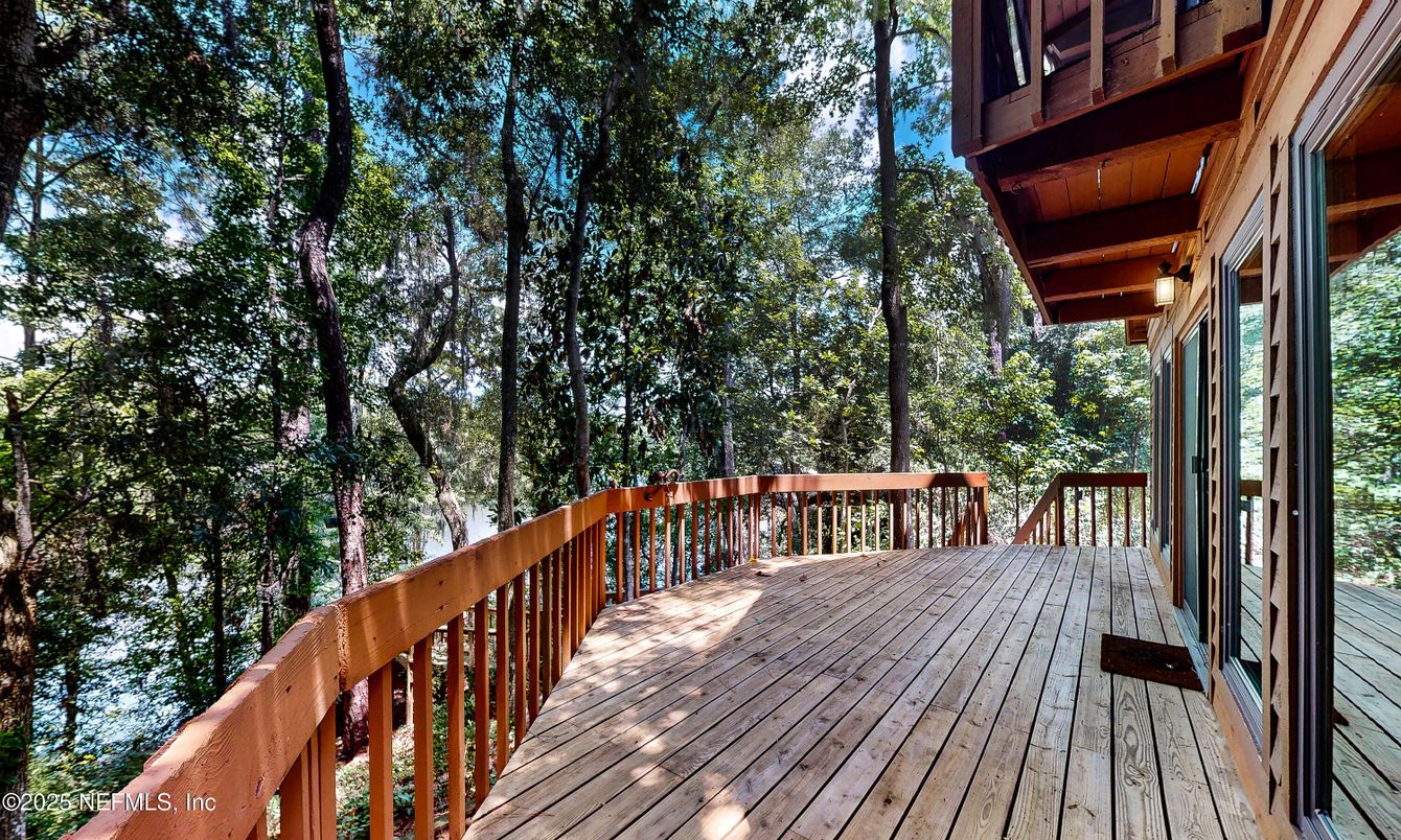 Exterior, Wood Texture Flooring