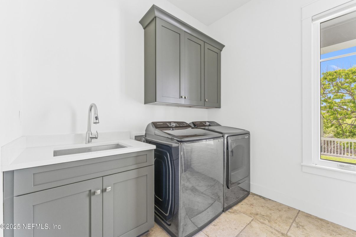 Interior, Washer