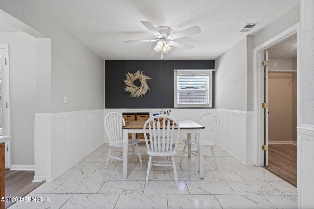 Dining room, Interior, Marble
