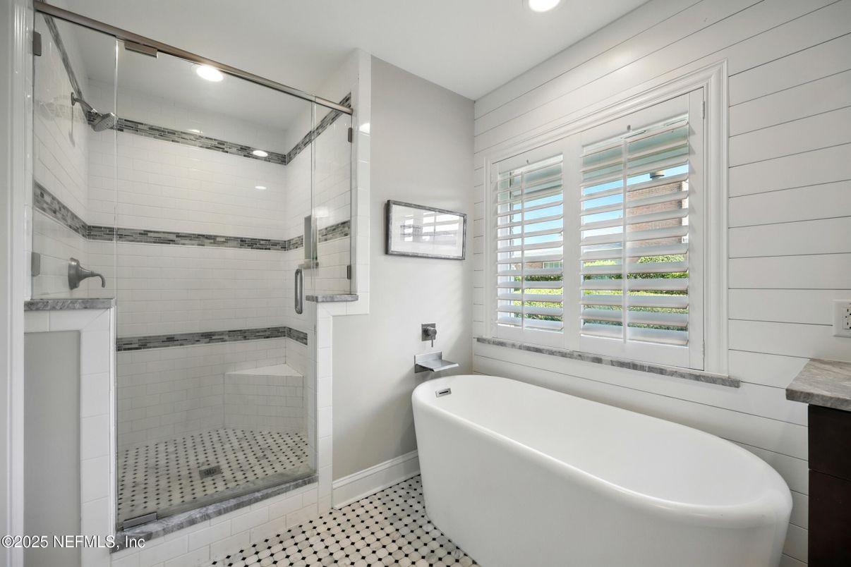 Bathroom, Free Standing Baths, Glass Shower, Interior, Recessed Lighting