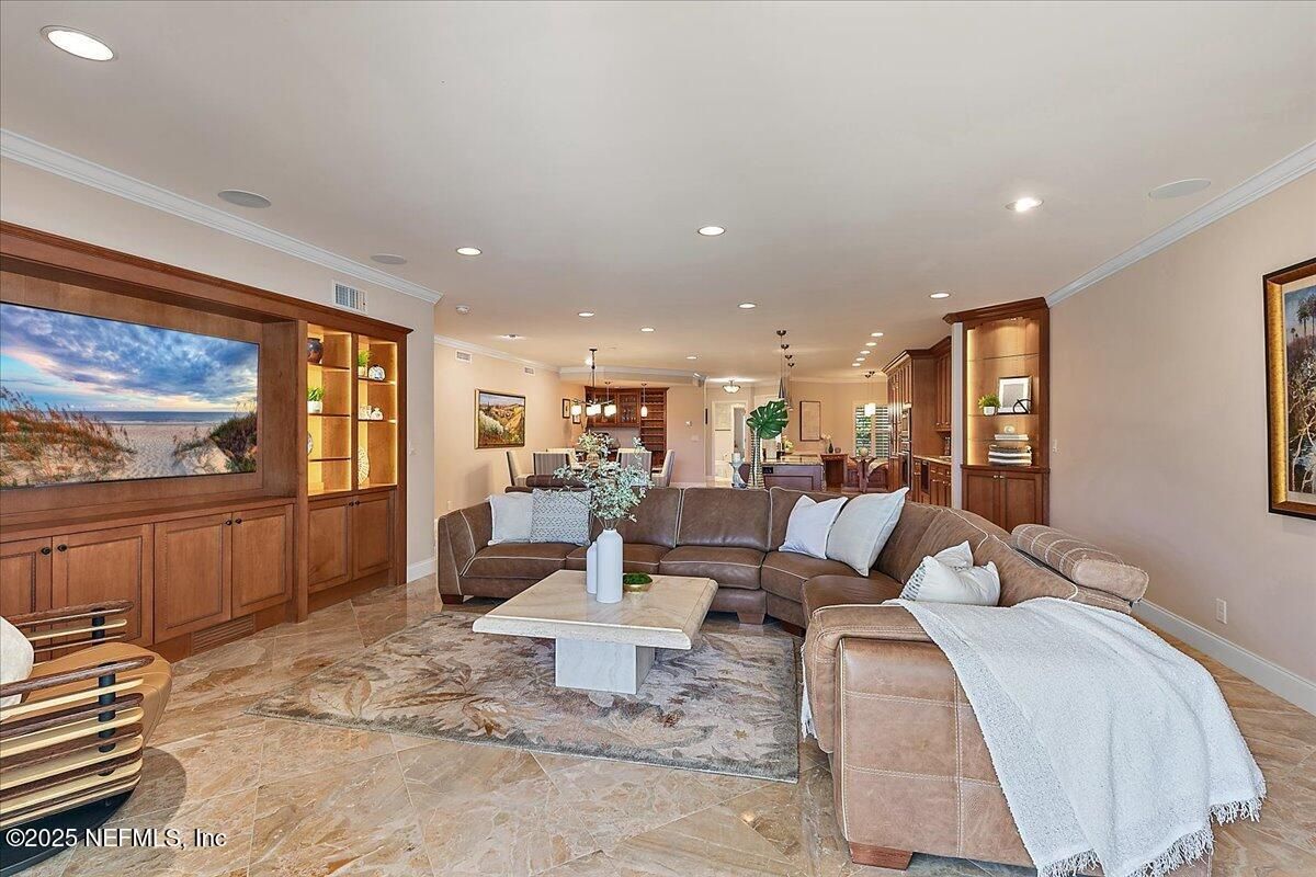 Interior, Kitchen, Living room, Pendant Lights, Recessed Lighting