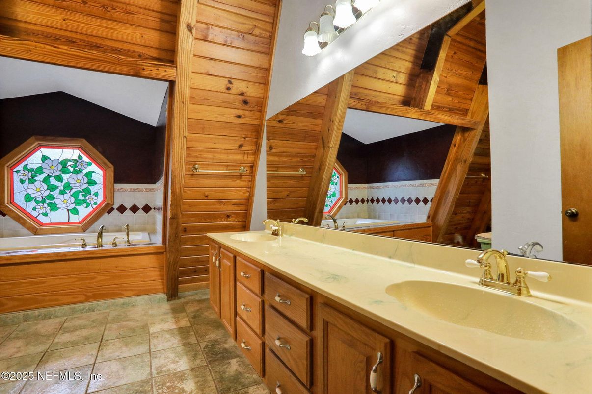 Bathroom, Dual Sink Vanities, Interior, Wooden Walls