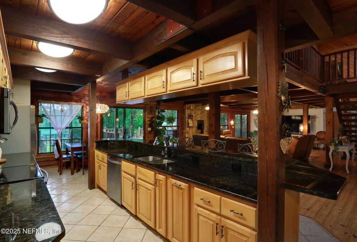 Chandelier, Dining room, Interior, Kitchen, Wooden Beams, Wooden Ceilings, Wood Texture Flooring