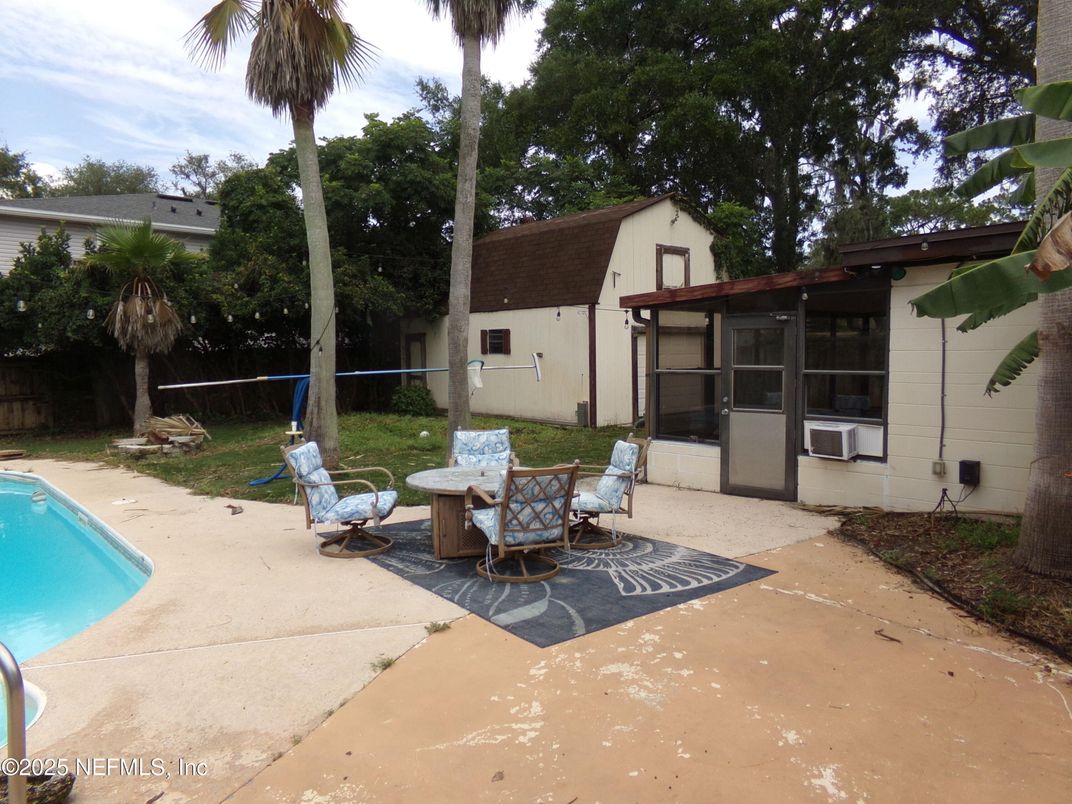 Backyard, Exterior, Pool