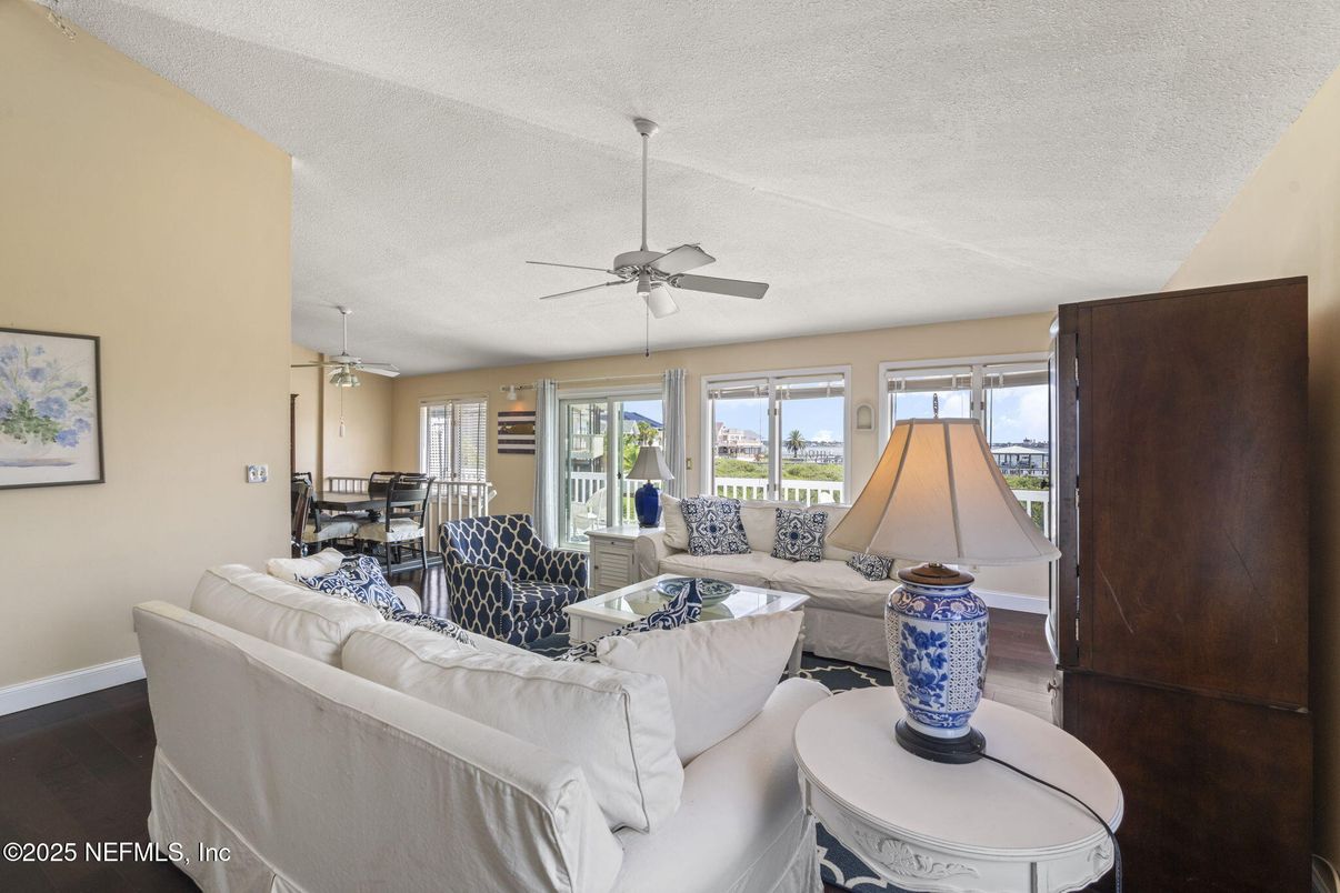 Dining room, Interior, Living room, Wood Texture Flooring