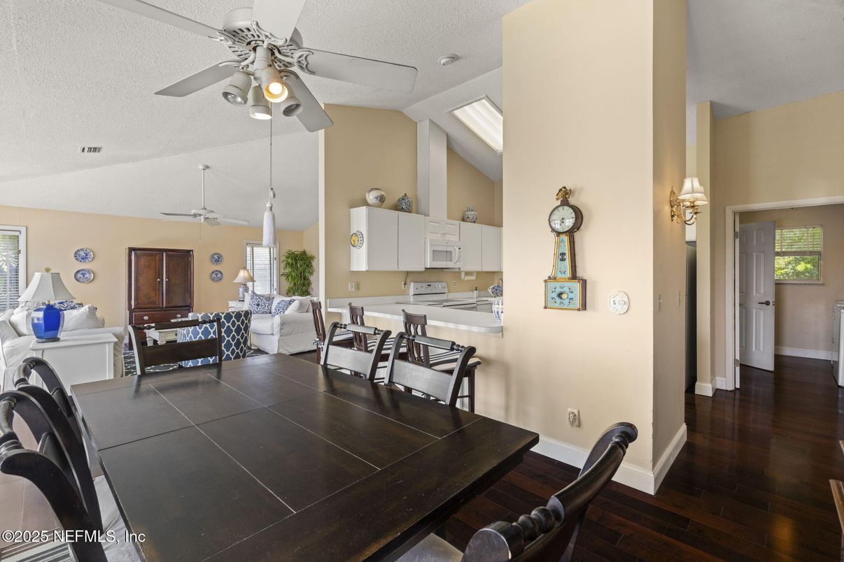 Dining room, Interior, Kitchen, Living room, Pendant Lights, Wood Texture Flooring