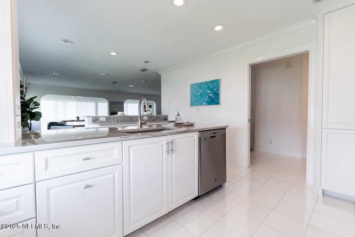Interior, Kitchen, Recessed Lighting