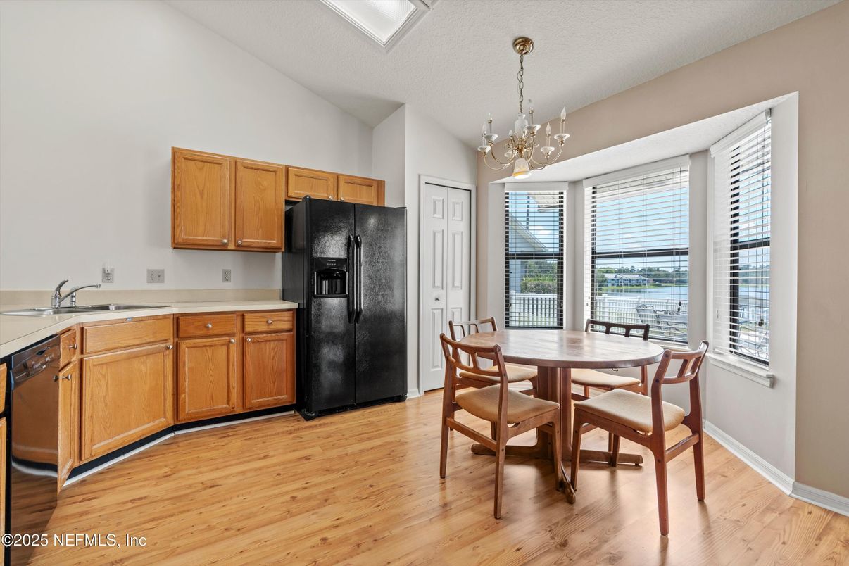 Dining room, Interior, Kitchen, Pendant Lights, Wood Texture Flooring