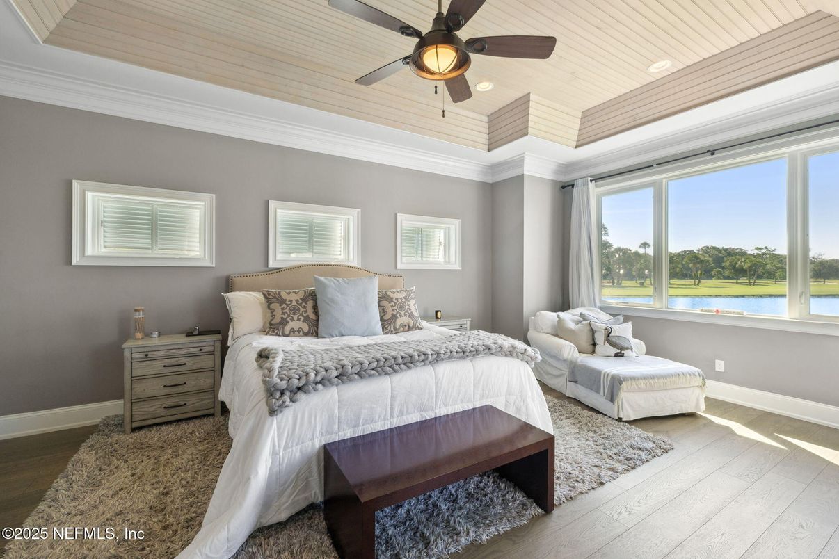 Bedroom, Interior, Water, Wood Texture Flooring