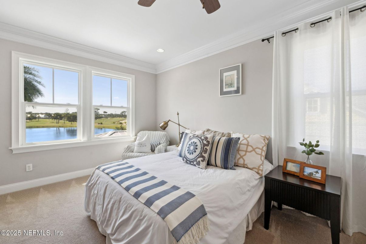 Bedroom, Interior, Recessed Lighting, Water