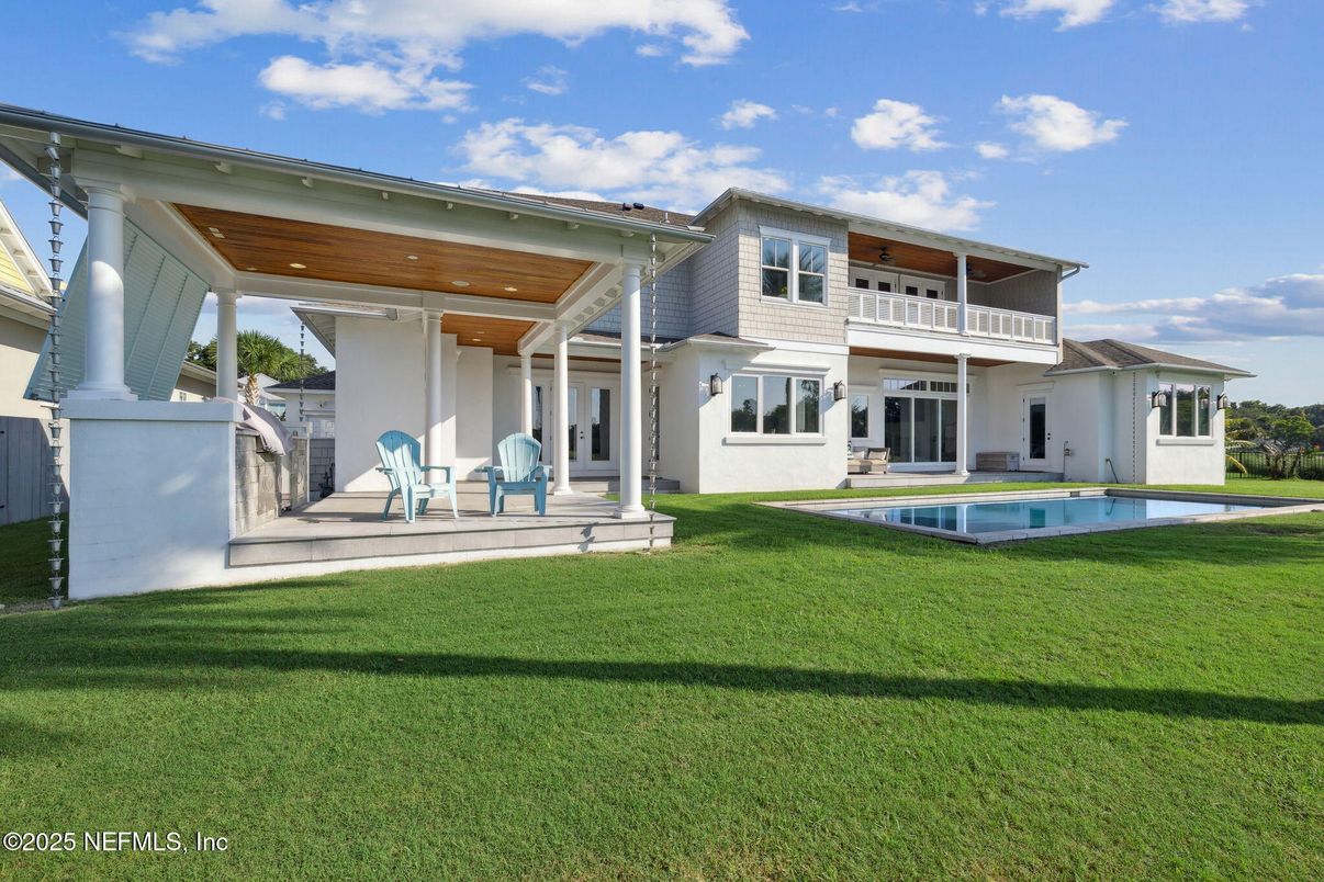 Backyard, Exterior, Pool