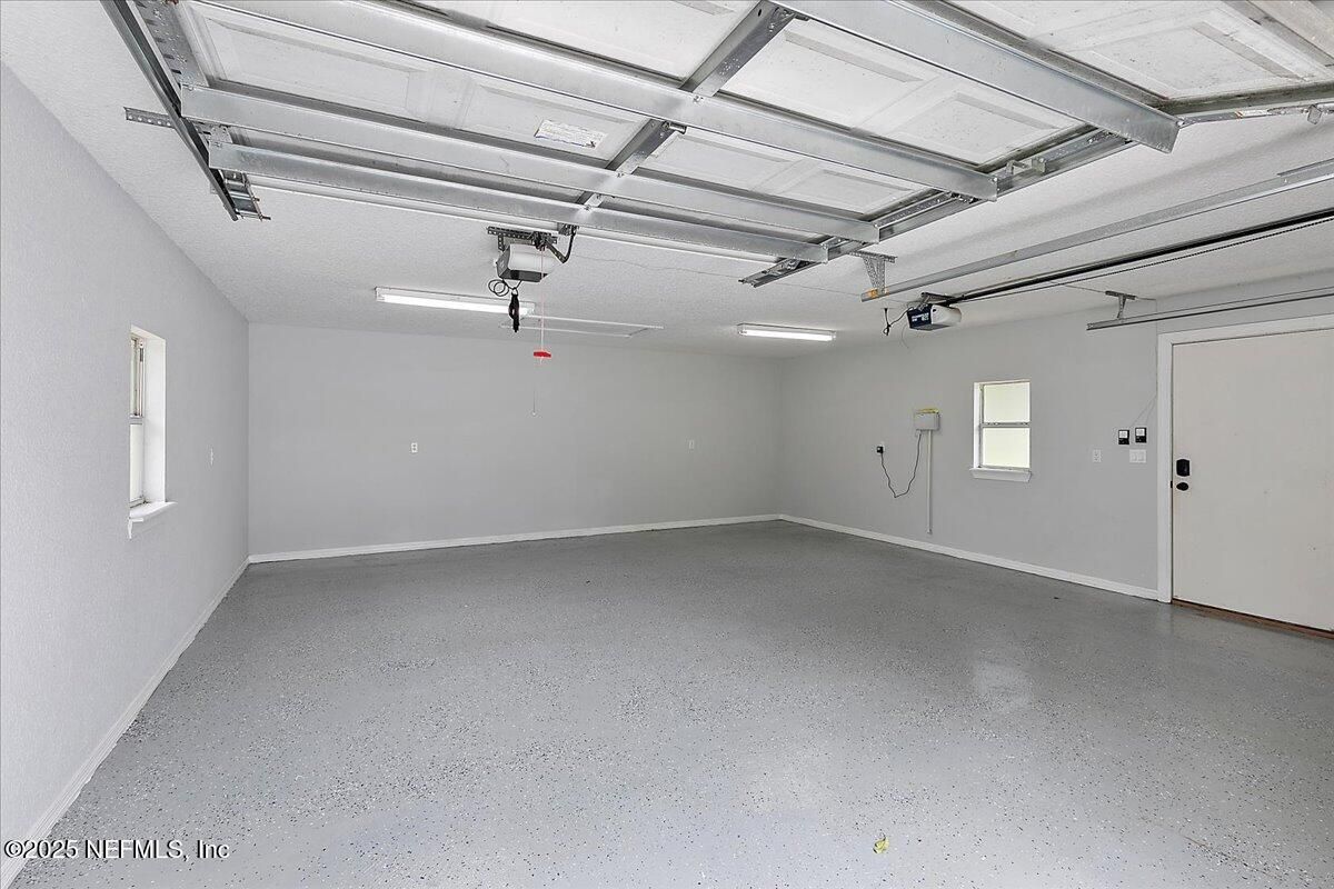 Garage, Interior