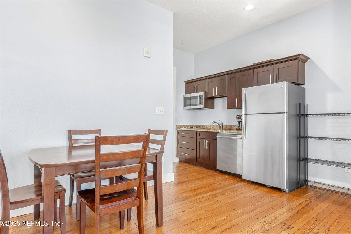 Dining room, Interior, Kitchen, Recessed Lighting, Wood Texture Flooring