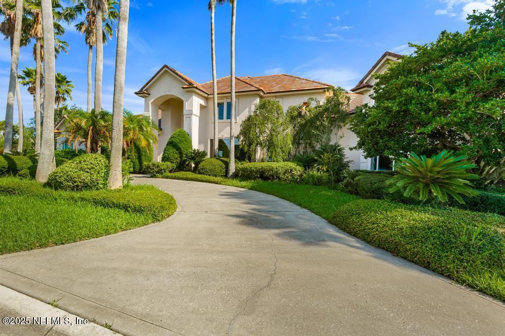 Backyard, Exterior, Facade, Mediterranean