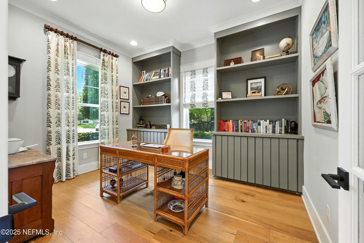 Home Office, Interior, Recessed Lighting, Wood Texture Flooring