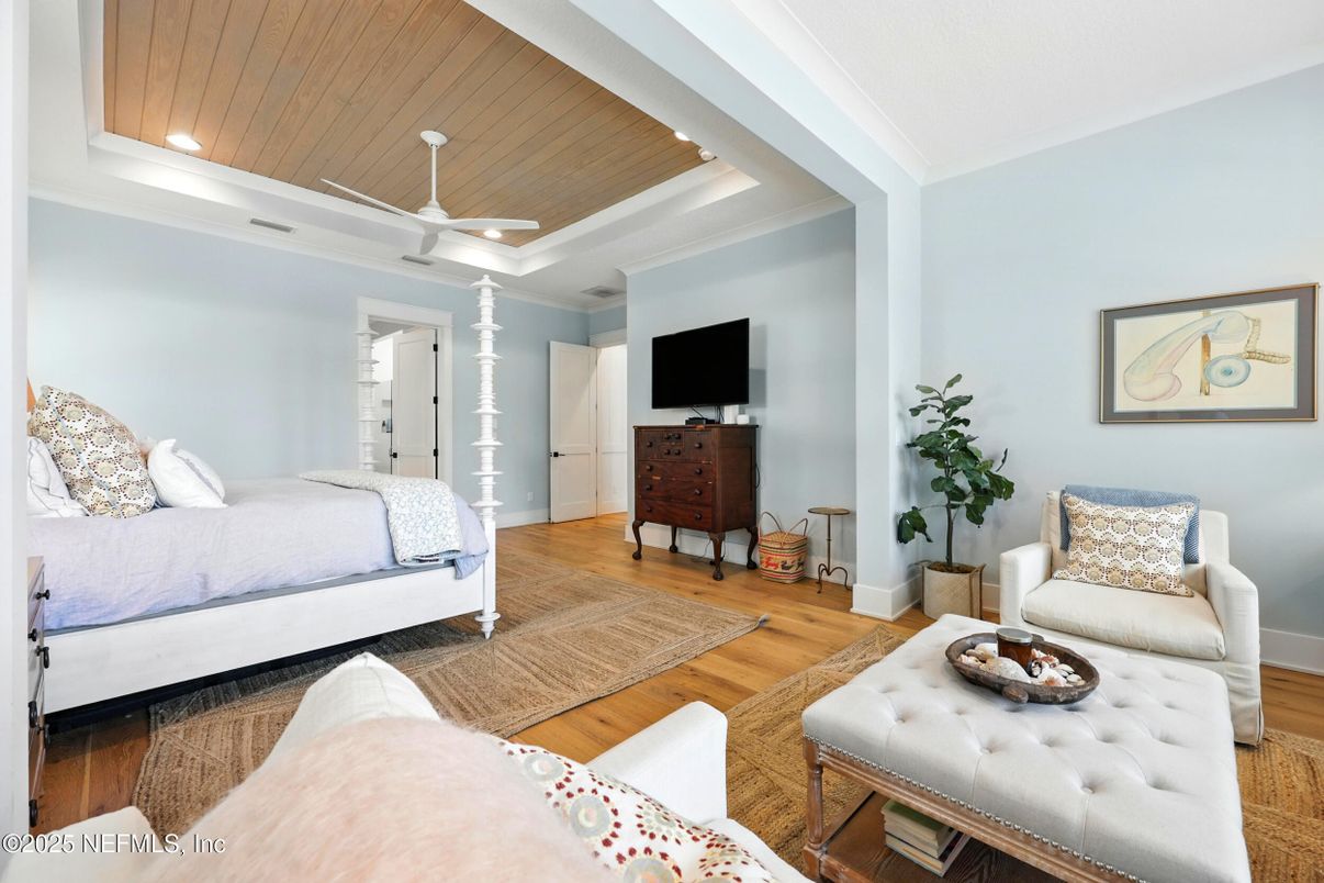 Bedroom, Interior, Recessed Lighting, Wooden Ceilings, Wood Texture Flooring