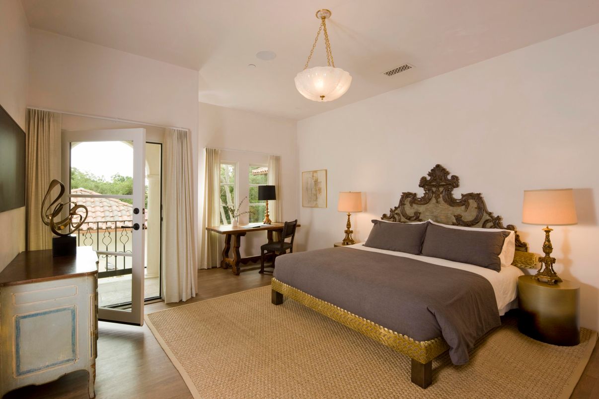 Bedroom, Interior, Pendant Lights, Wood Texture Flooring
