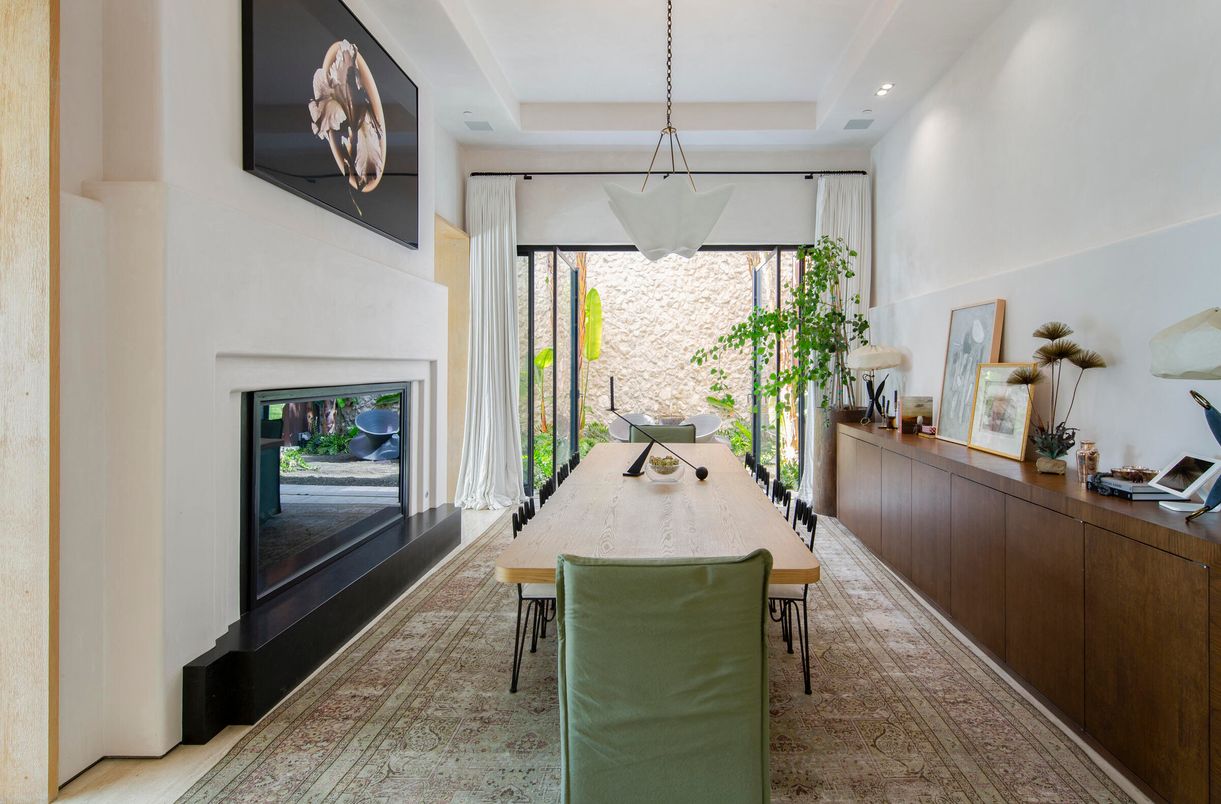 Dining room, Interior, Pendant Lights, Recessed Lighting