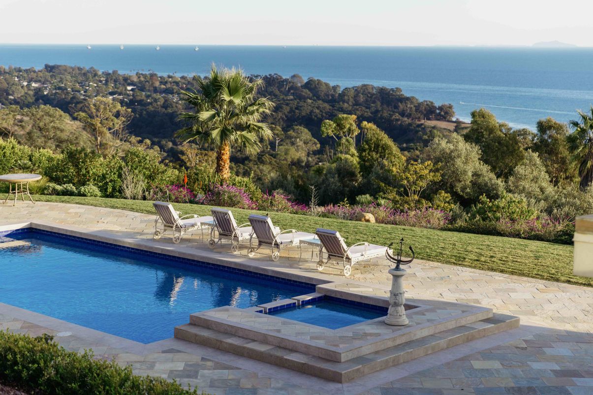 Exterior, Pool, Water