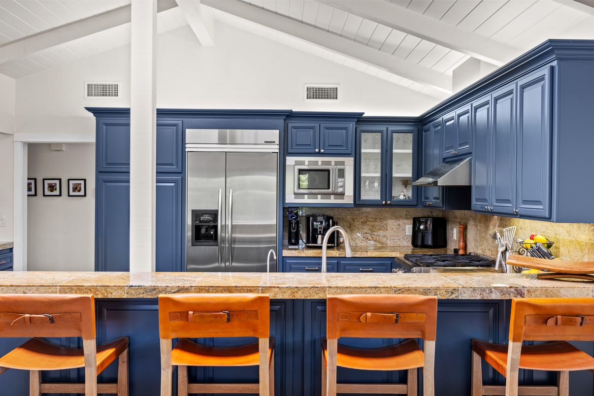 Interior, Kitchen, Stainless Steel Appliances