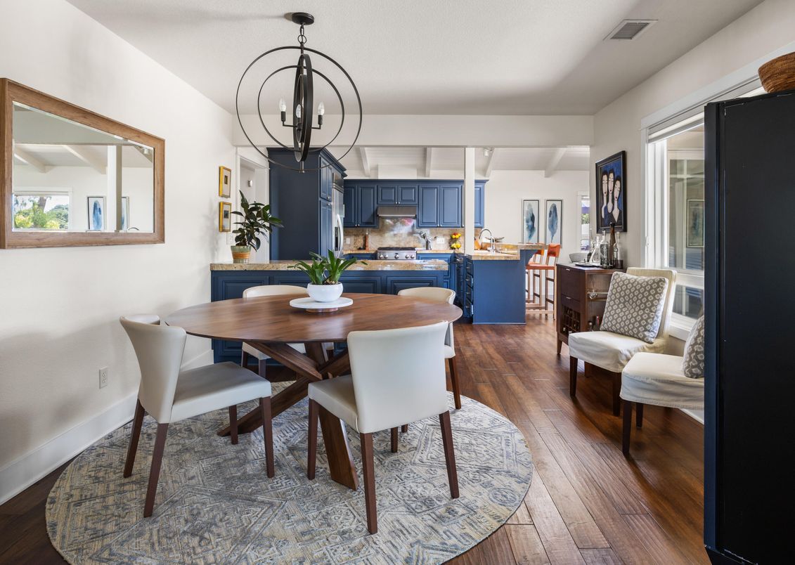 Dining room, Interior, Kitchen, Pendant Lights, Wood Texture Flooring