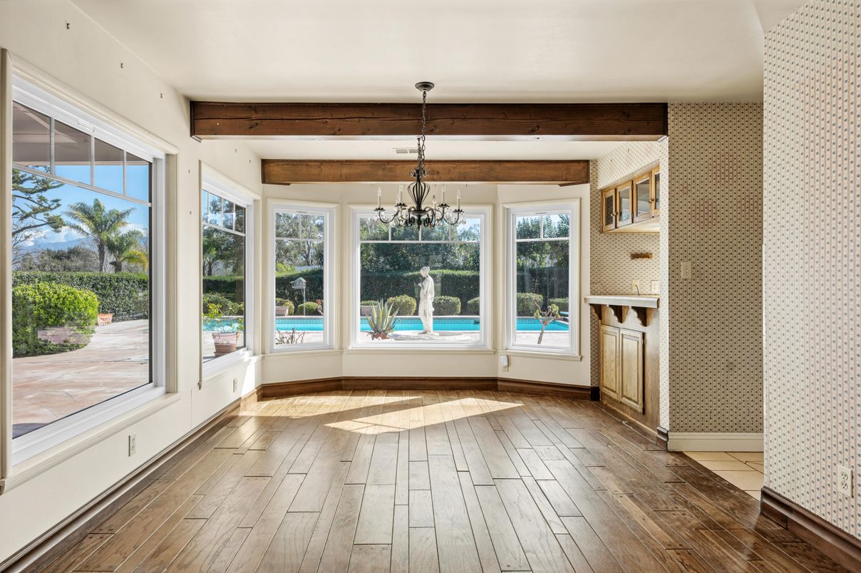 Chandelier, Empty room, Interior, Pendant Lights, Wooden Beams, Wood Texture Flooring