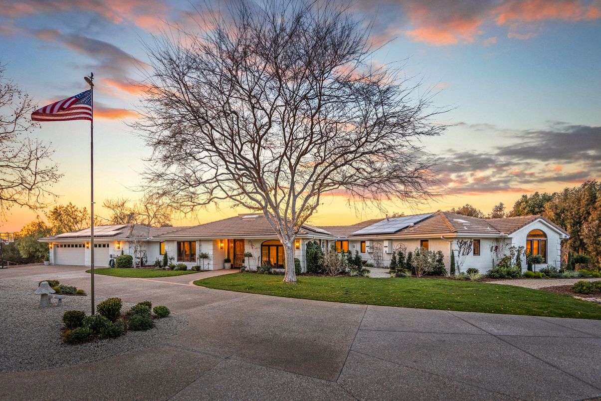 Attached, Exterior, Facade, Solar Panels, Ranch